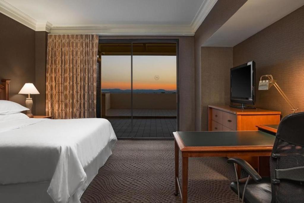 Sheraton Crescent Hotel Phoenix Buitenkant foto
